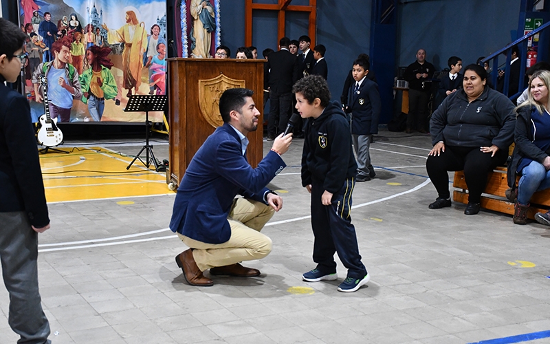 CEST Celebrated English Week with a Special &ldquo;Buenos D&iacute;as&rdquo; Gathering