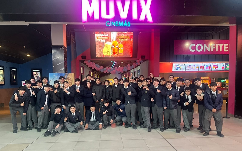 Estudiantes de 3° Medio HC analizaron La Odisea en salida pedagógica al cine