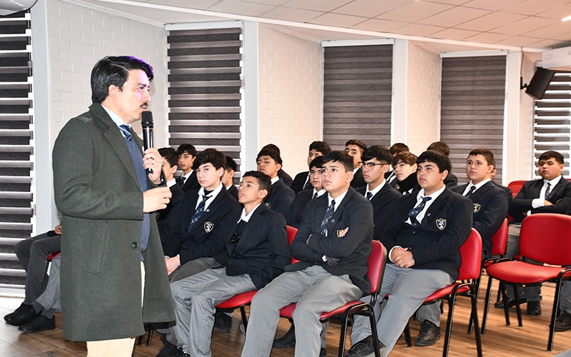 CEST impulsa Plan Vocacional para estudiantes de modalidad TP