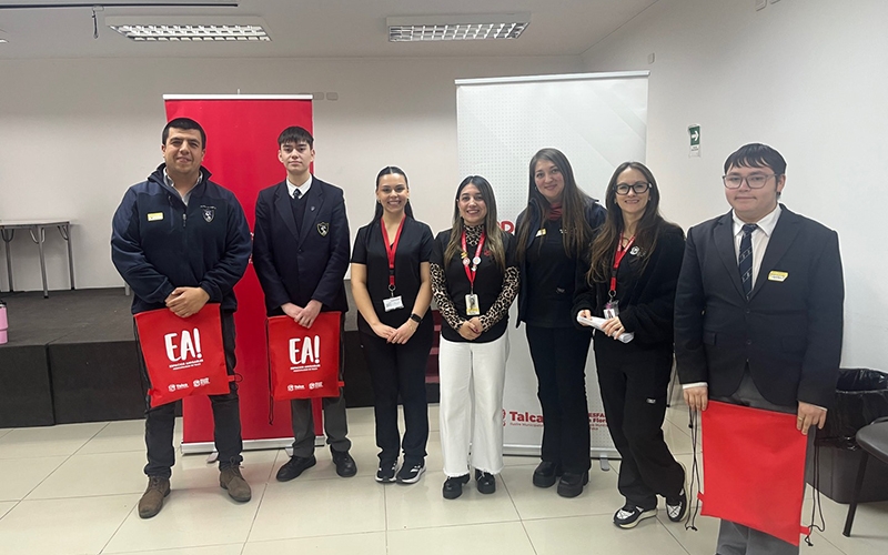 &Aacute;rea de Apoyo particip&oacute; en conversatorio sobre prevenci&oacute;n del suicidio