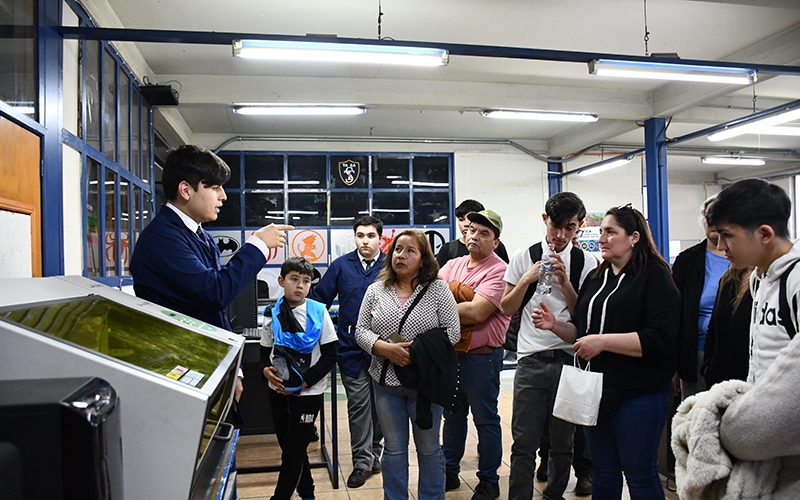 Padres y apoderados conocieron las especialidades TP