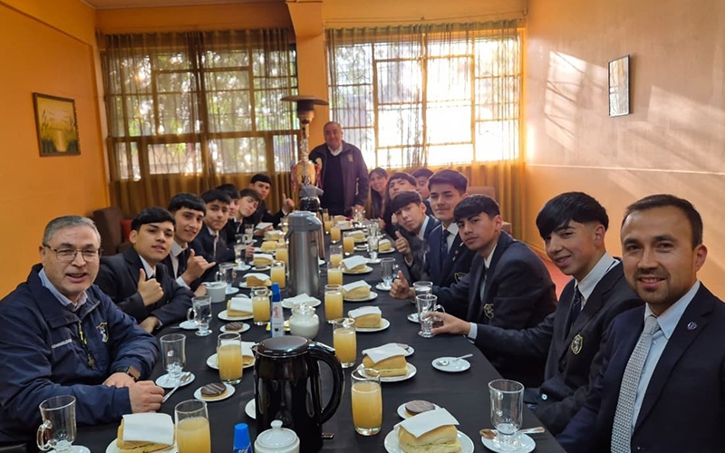 CEST reconoce a equipo de Futsal por destacado desempe&ntilde;o en Torneo Nacional