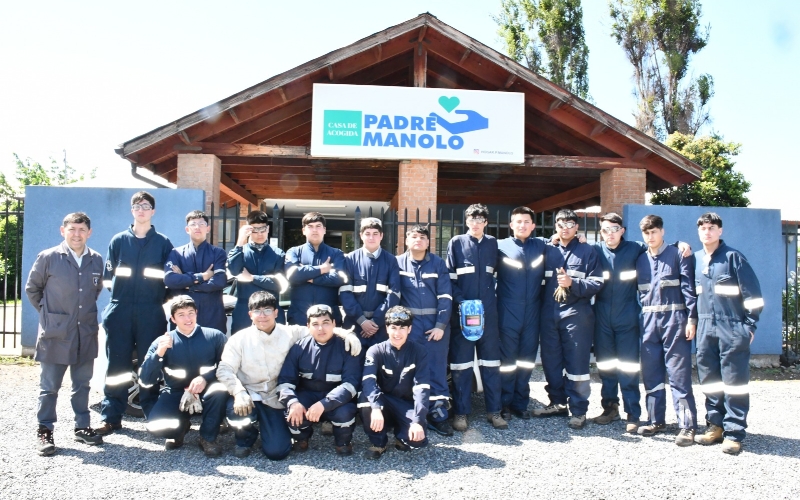 Estudiantes de Mecánica Industrial realizaron servicio en Casa Padre Manolo